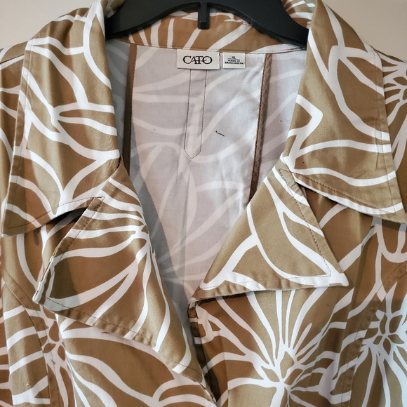 Jacket - Picture 3 of 4